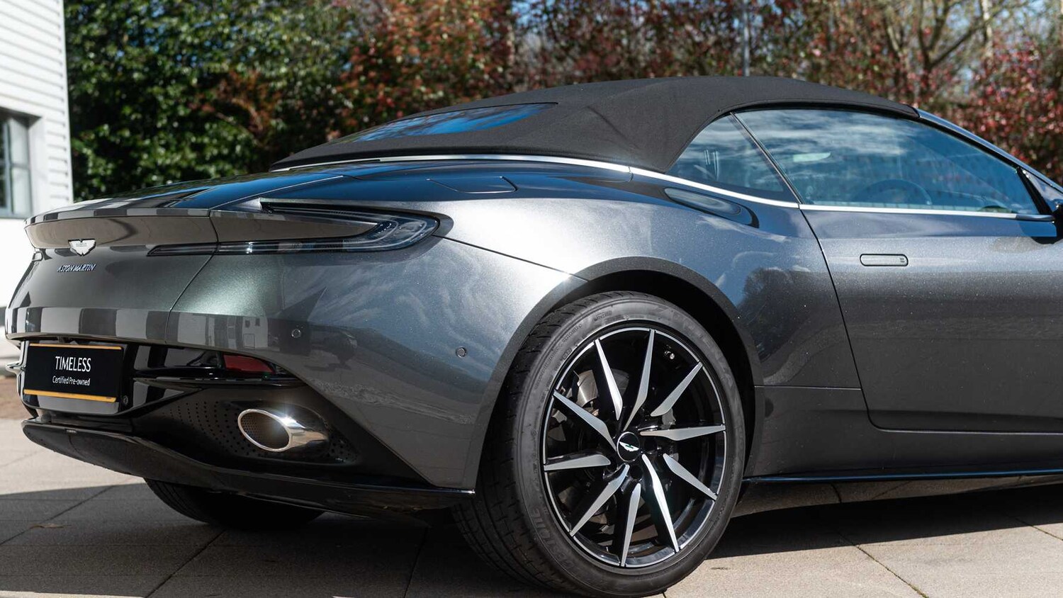 Used Aston Martin DB11 2021 for sale - 78149171: Photo 24
