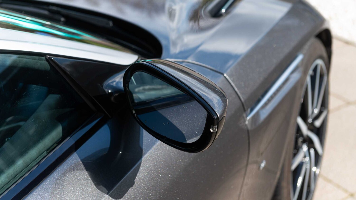 Used Aston Martin DB11 for sale - 78052432: Photo 17