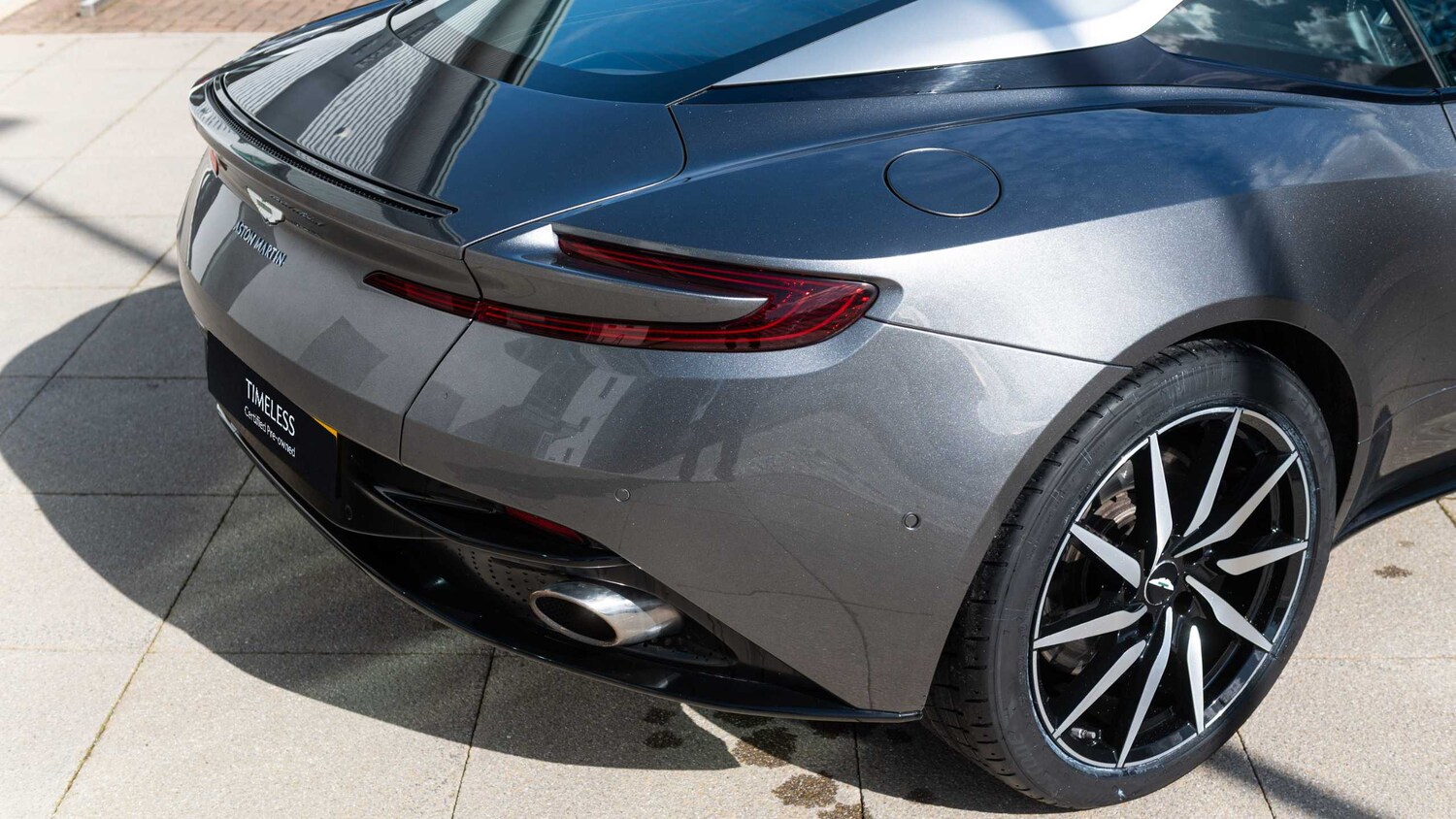 Used Aston Martin DB11 for sale - 78052432: Photo 20