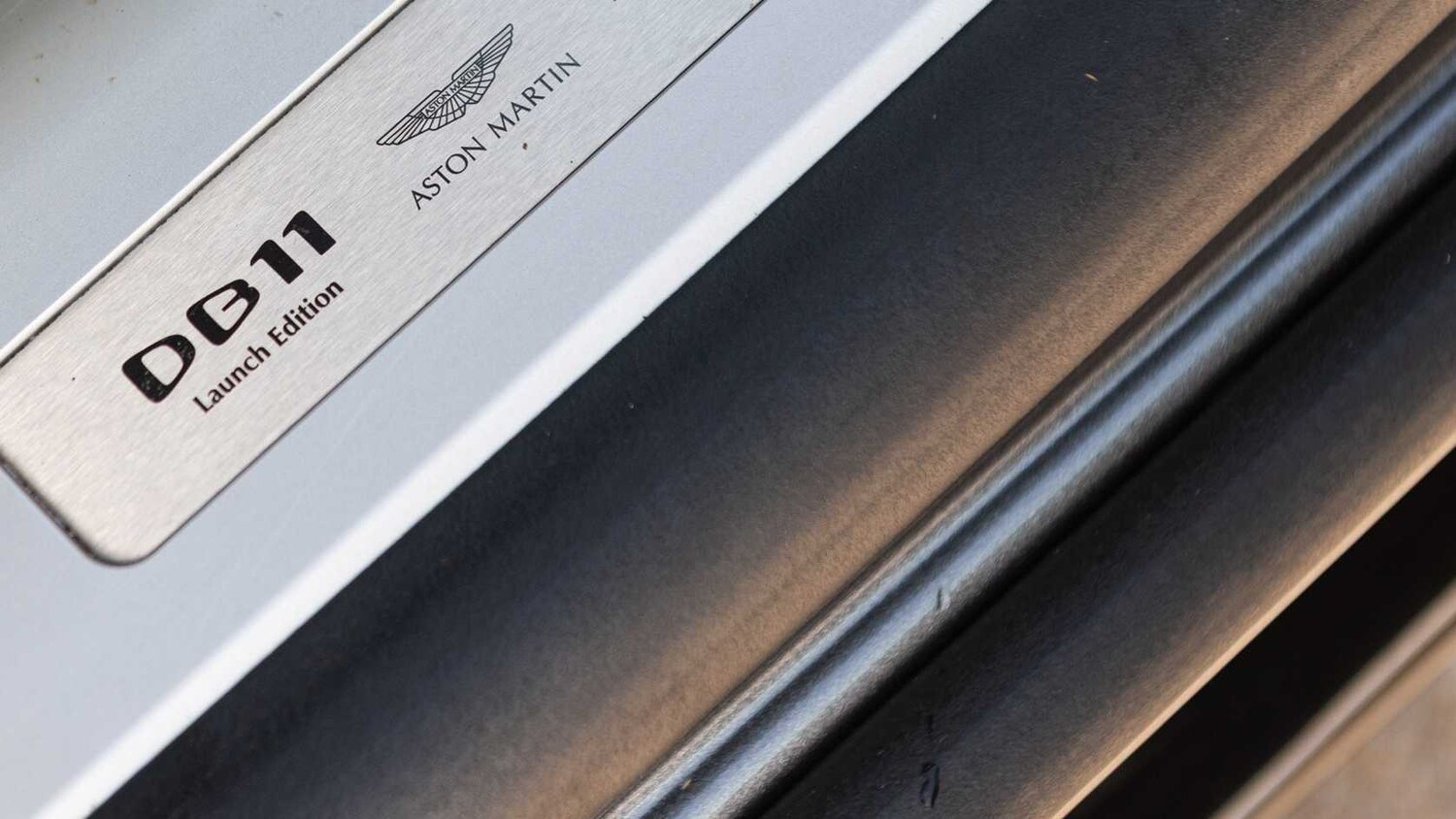 Used Aston Martin DB11 for sale - 78052432: Photo 31