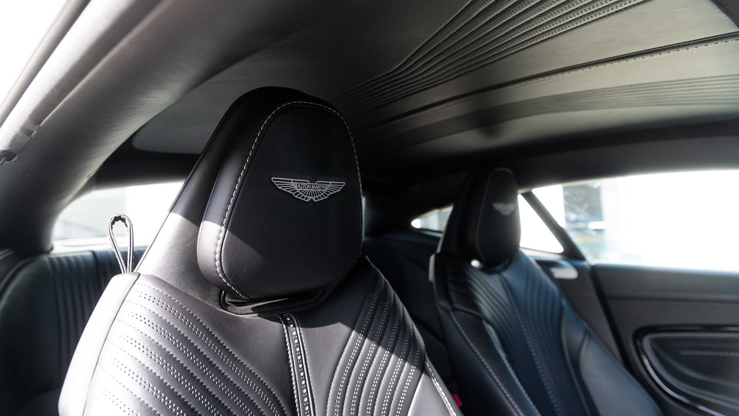 Used Aston Martin DB11 for sale - 78052432: Photo 5