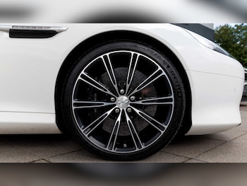 Used Aston Martin DB9 2014 for sale - 78604126: Photo