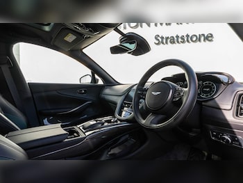 Used Aston Martin DBX 2023 for sale - 79002245: Photo