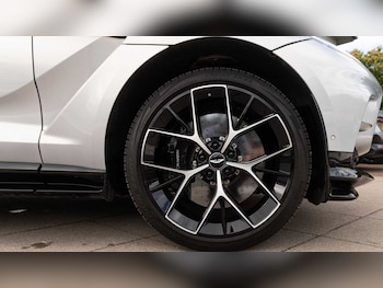 Used Aston Martin DBX 2023 for sale - 78913535: Photo