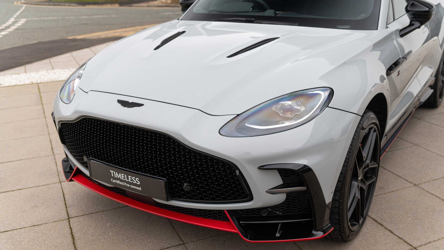 Used Aston Martin DBX 2026 for sale - 78161191: Photo 16