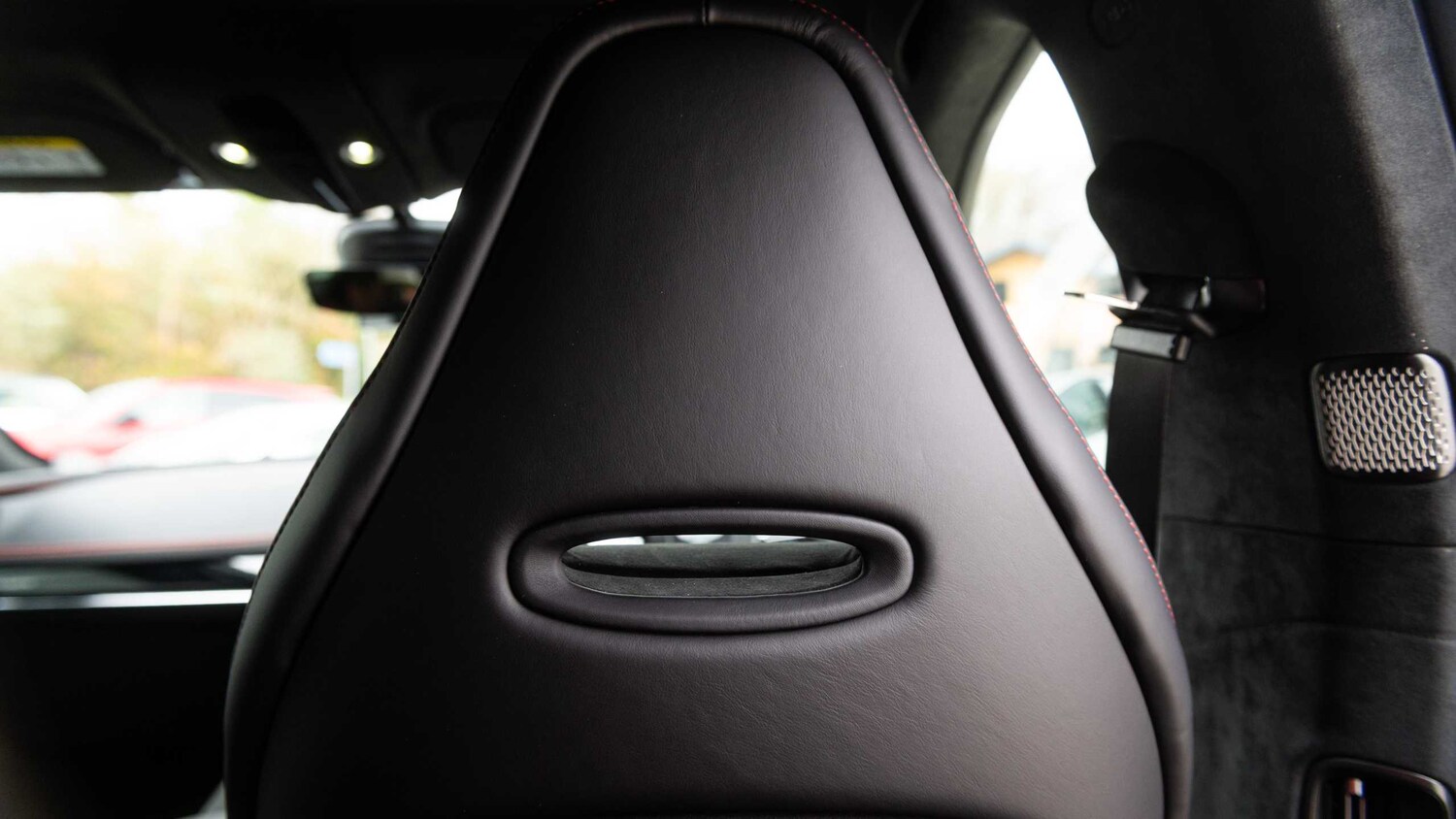 Used Aston Martin DBX 2026 for sale - 78161191: Photo 31