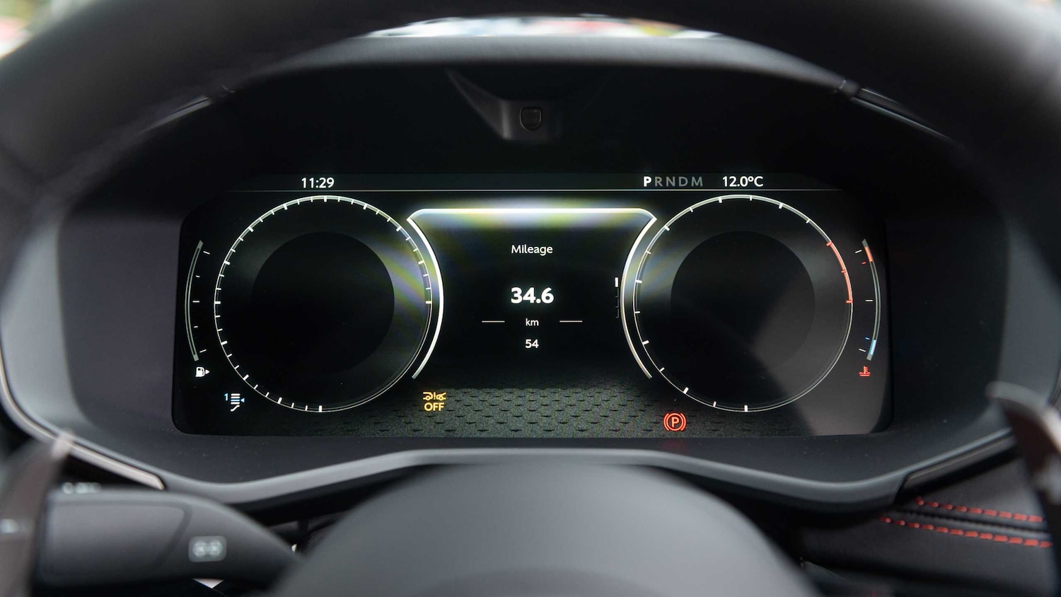 Used Aston Martin DBX 2026 for sale - 78161191: Photo 6