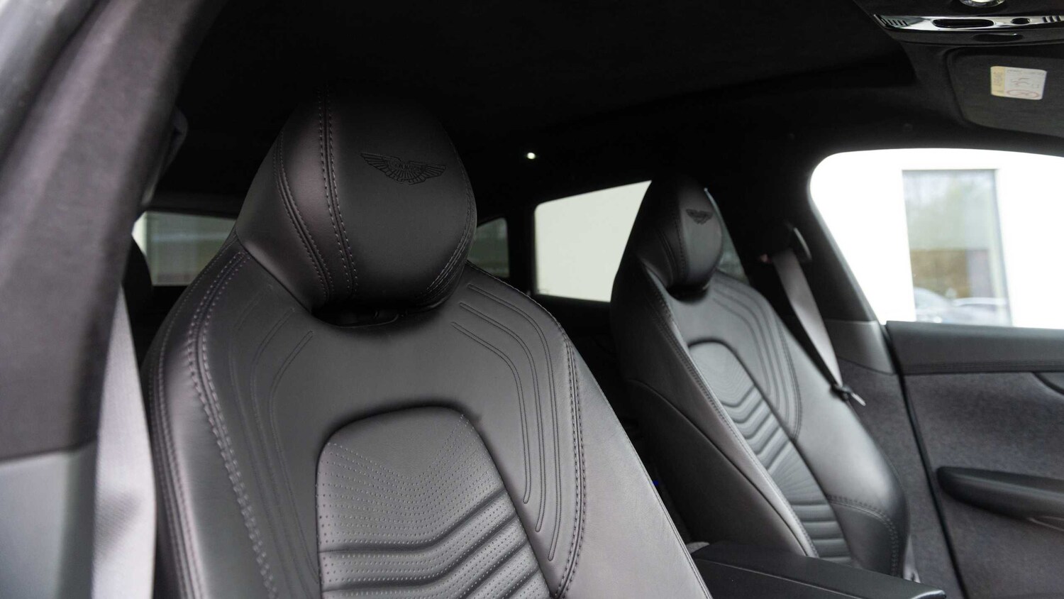 Used Aston Martin DBX 2025 for sale - 77886269: Photo 13