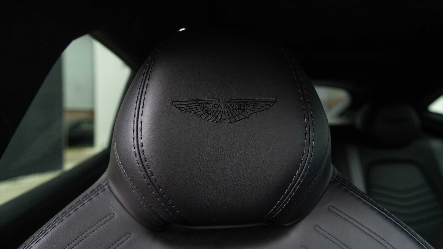 Used Aston Martin DBX 2025 for sale - 77886269: Photo 5