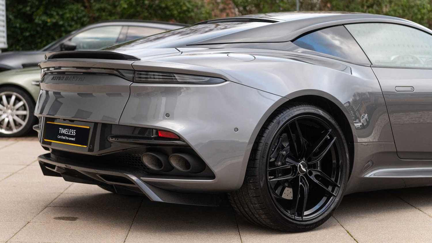 Used Aston Martin DBS 2021 for sale - 77649046: Photo 24