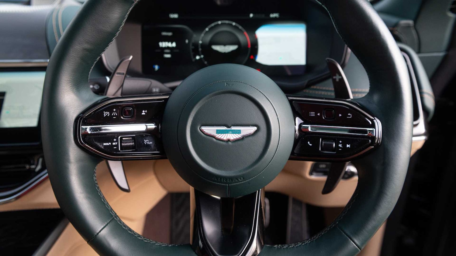 Used Aston Martin DBX 2024 for sale - 77257477: Photo 11