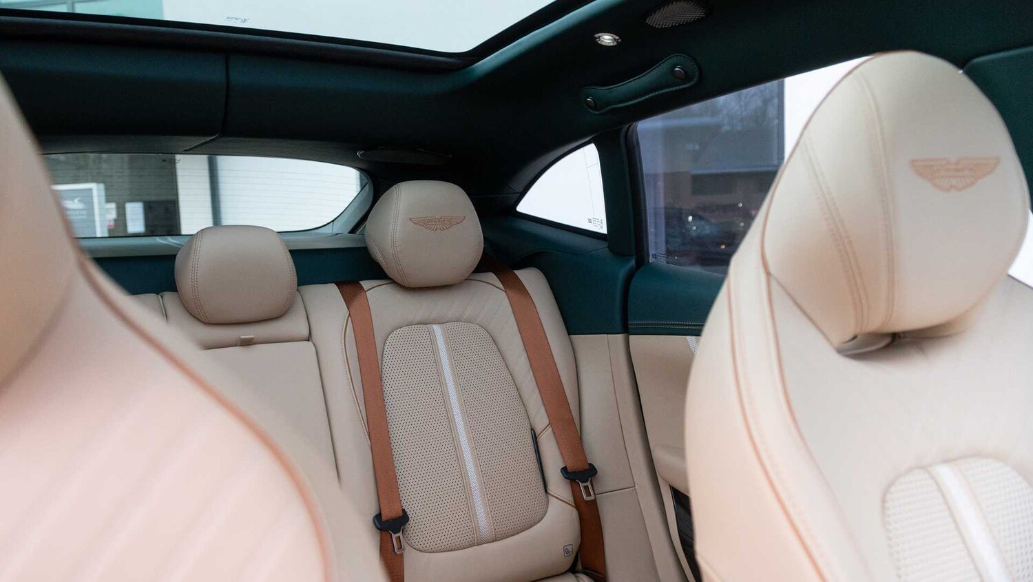 Used Aston Martin DBX 2024 for sale - 77257477: Photo 15