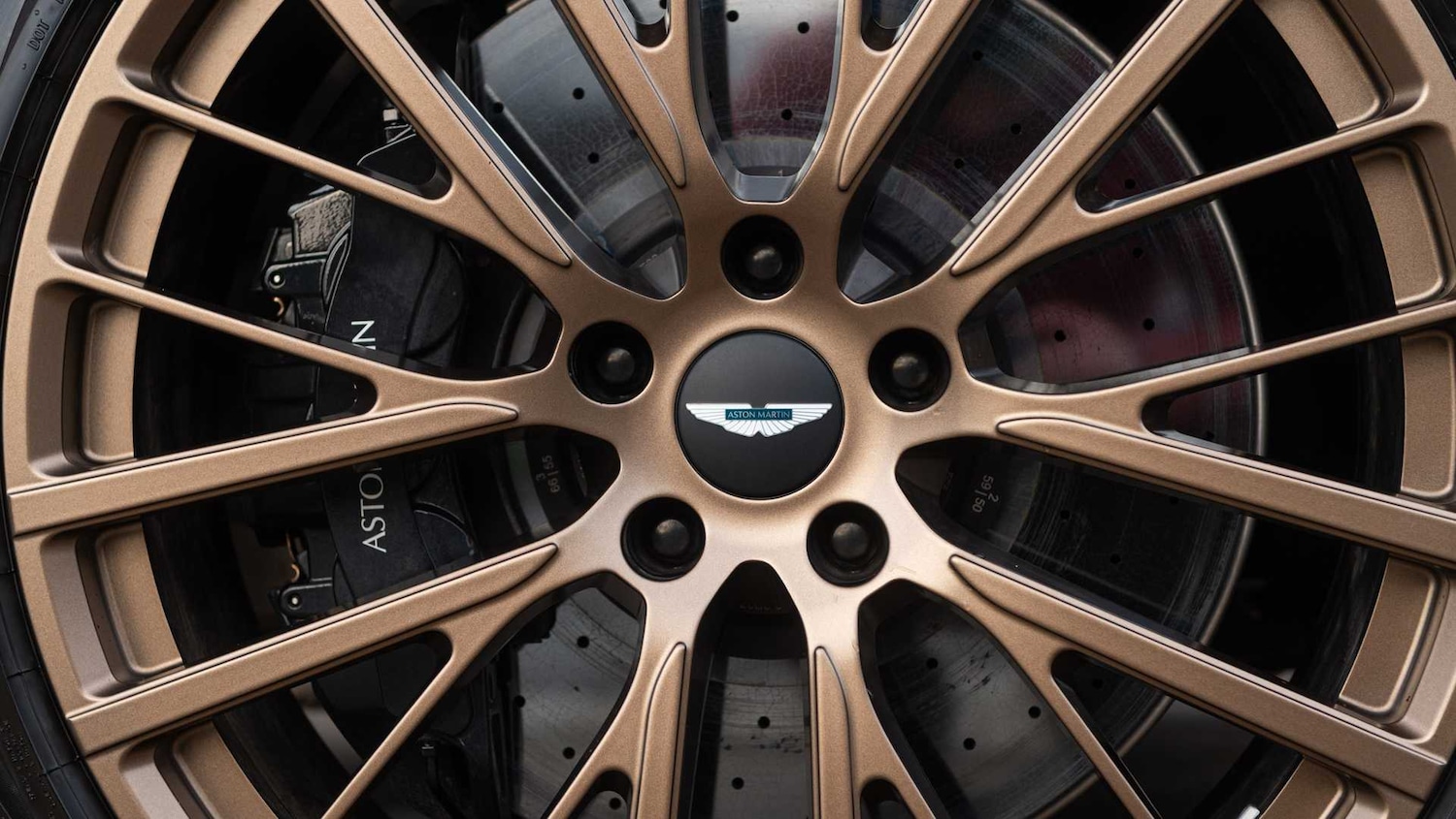 Used Aston Martin DBX 2024 for sale - 77257477: Photo 18