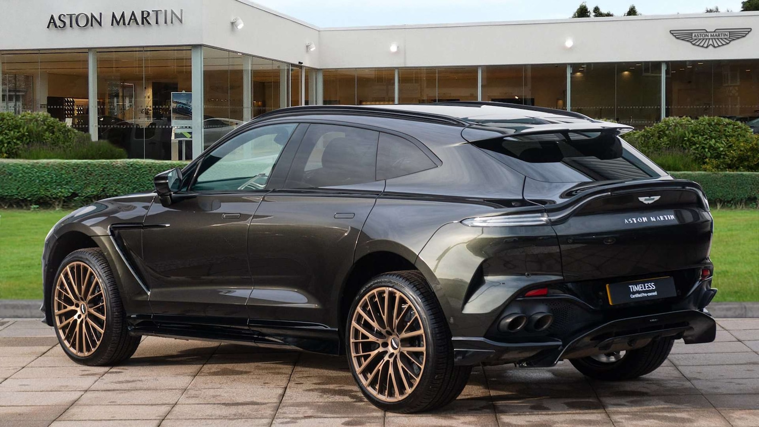 Used Aston Martin DBX 2024 for sale - 77257477: Photo 2