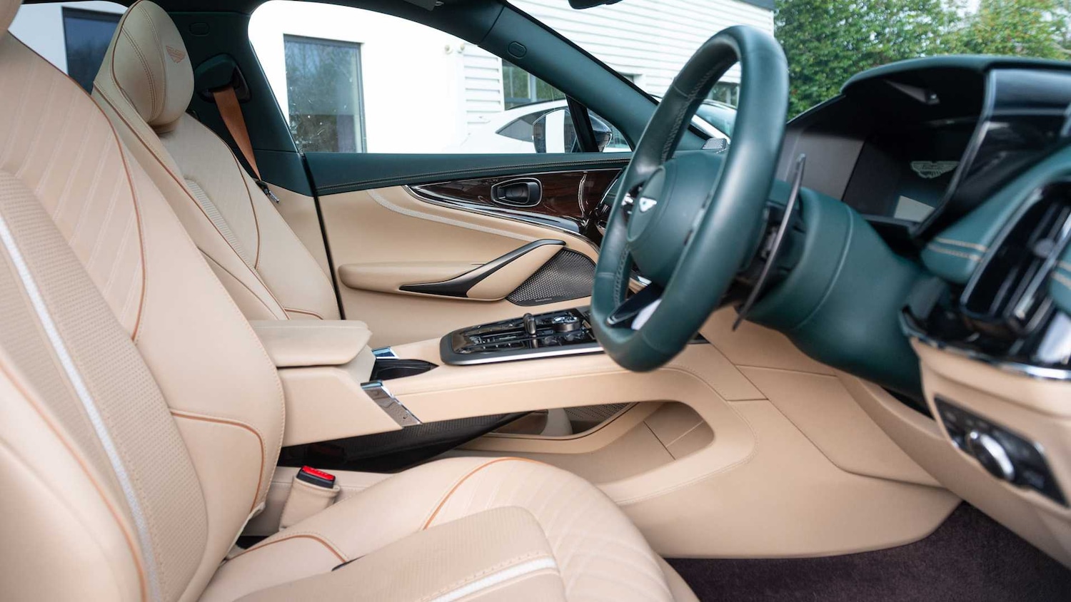 Used Aston Martin DBX 2024 for sale - 77257477: Photo 28