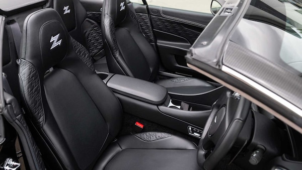 Used Aston Martin Vanquish 2018 for sale - 75299678: Photo 12