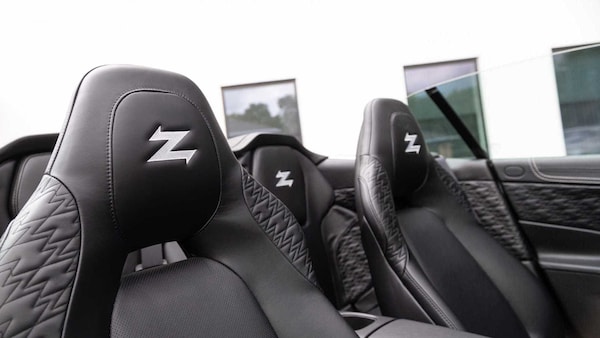 Used Aston Martin Vanquish 2018 for sale - 75299678: Photo 30