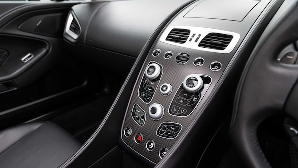 Used Aston Martin Vanquish 2018 for sale - 75299678: Photo 33