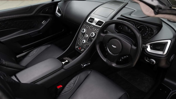 Used Aston Martin Vanquish 2018 for sale - 75299678: Photo 3