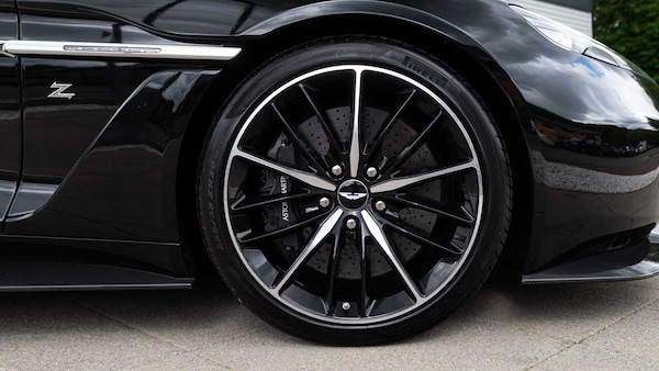 Used Aston Martin Vanquish 2018 for sale - 75299678: Photo 4