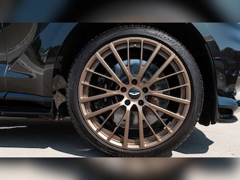 Used Aston Martin DBX 2024 for sale - 75217506: Photo