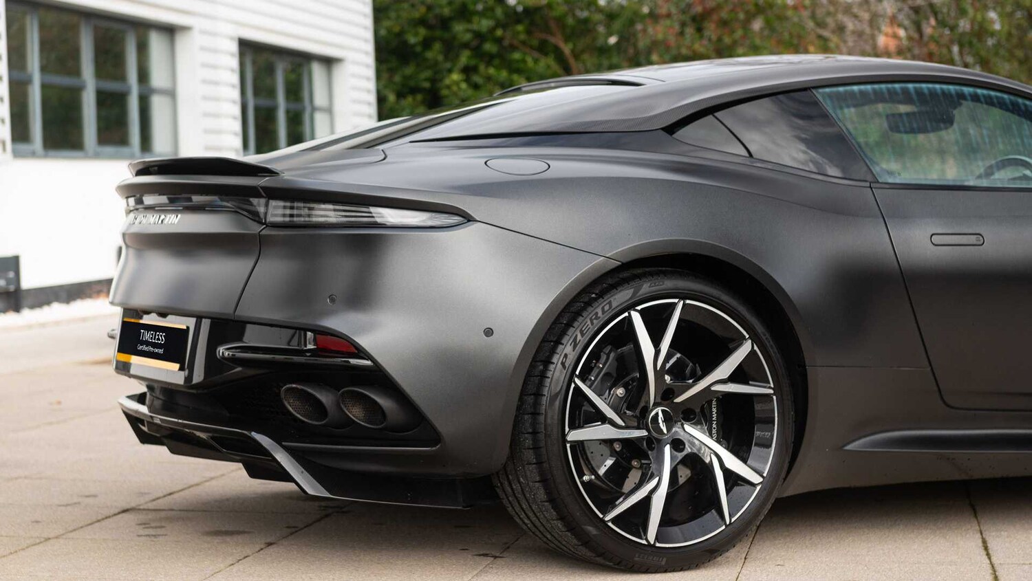 Used Aston Martin DBS 2021 for sale - 77674643: Photo 25