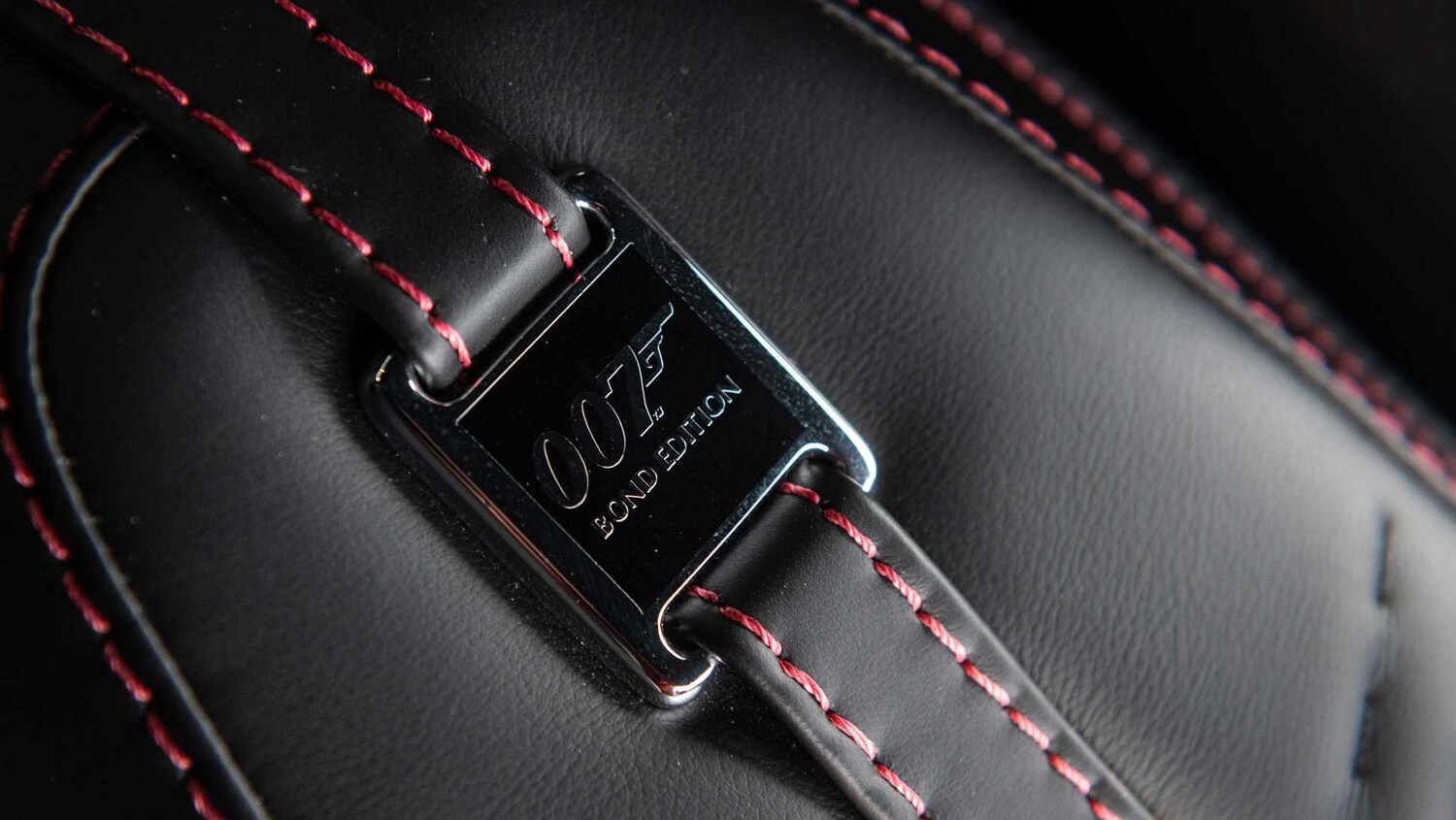 Used Aston Martin DBS 2021 for sale - 77674643: Photo 34