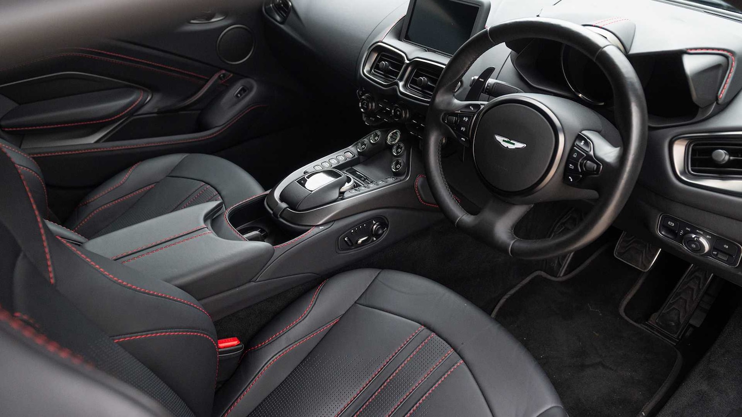 Used Aston Martin Vantage 2022 for sale - 76170106: Photo 3