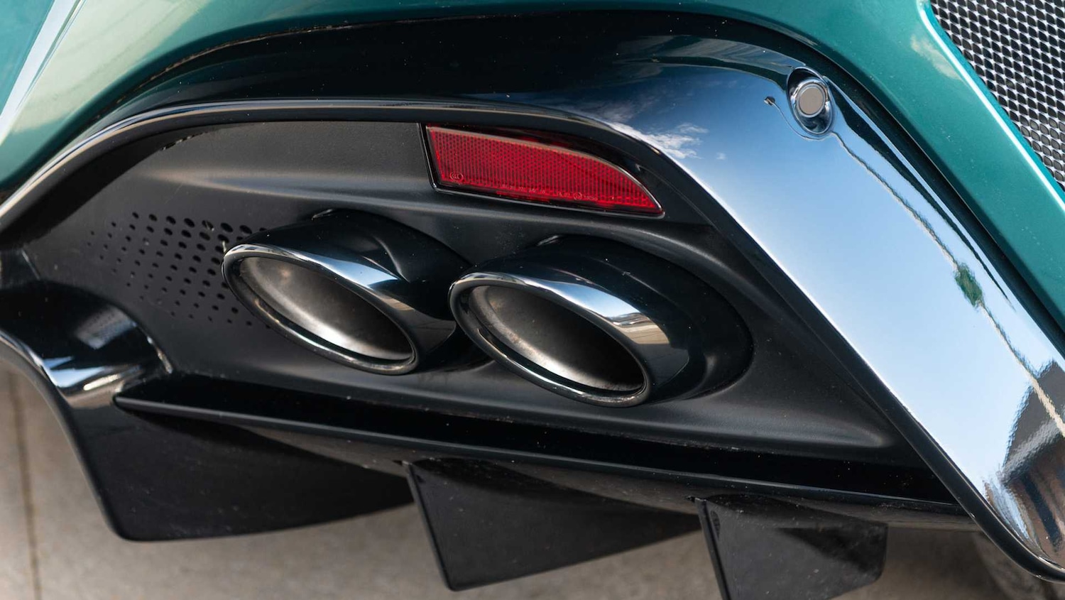 Used Aston Martin Vantage 2025 for sale - 77373806: Photo 15