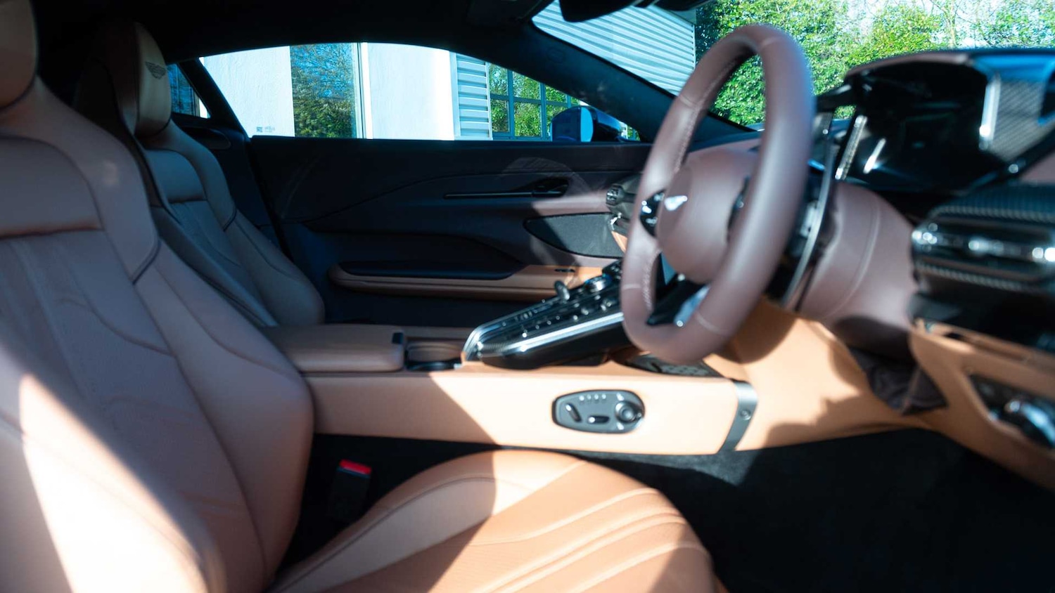 Used Aston Martin Vantage 2025 for sale - 77373806: Photo 26