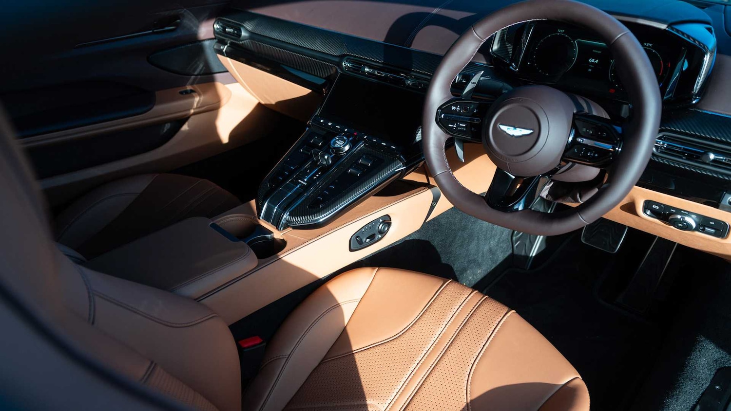 Used Aston Martin Vantage 2025 for sale - 77373806: Photo 3