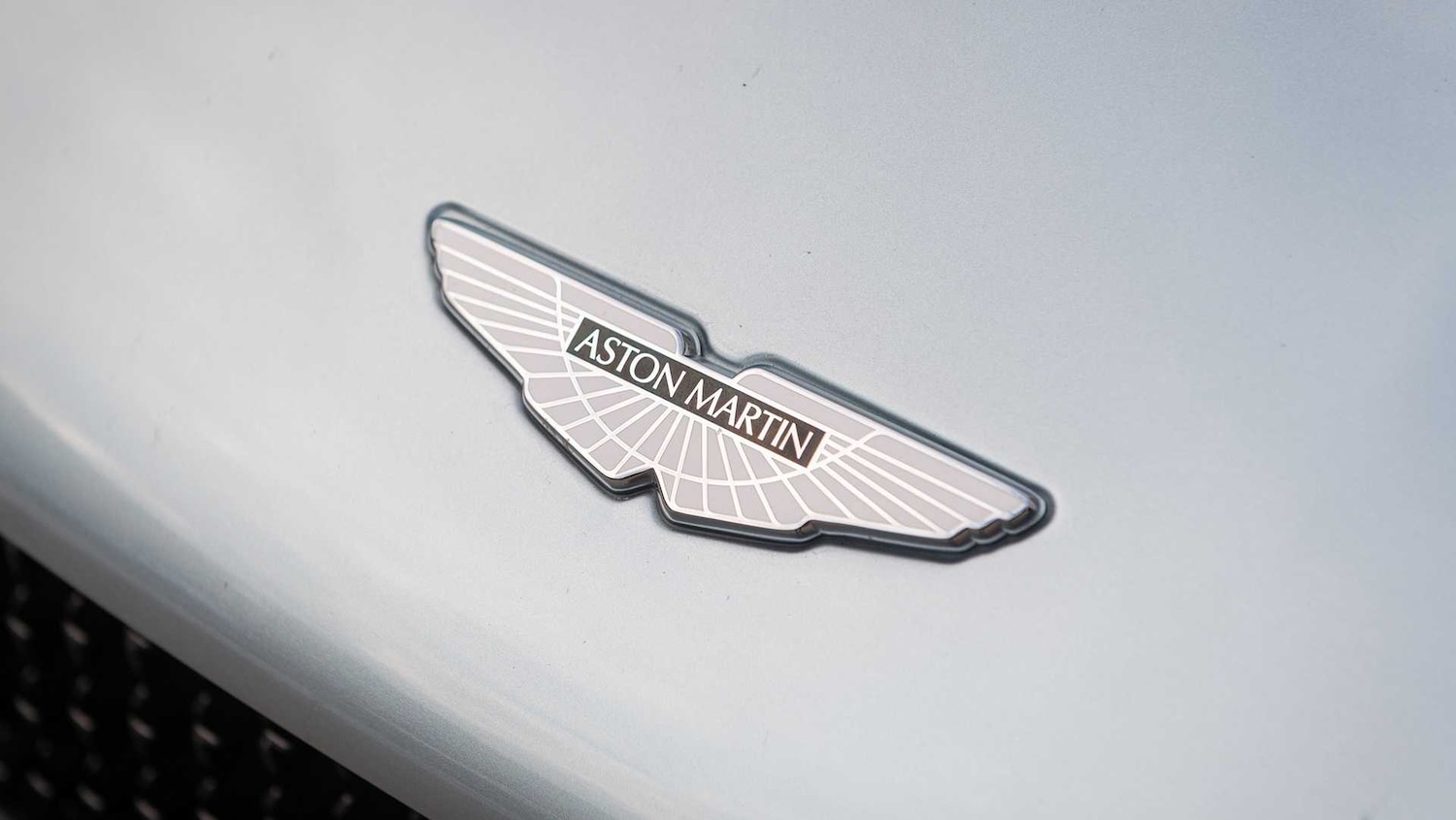 Used Aston Martin DBS 2020 for sale - 76169971: Photo 19