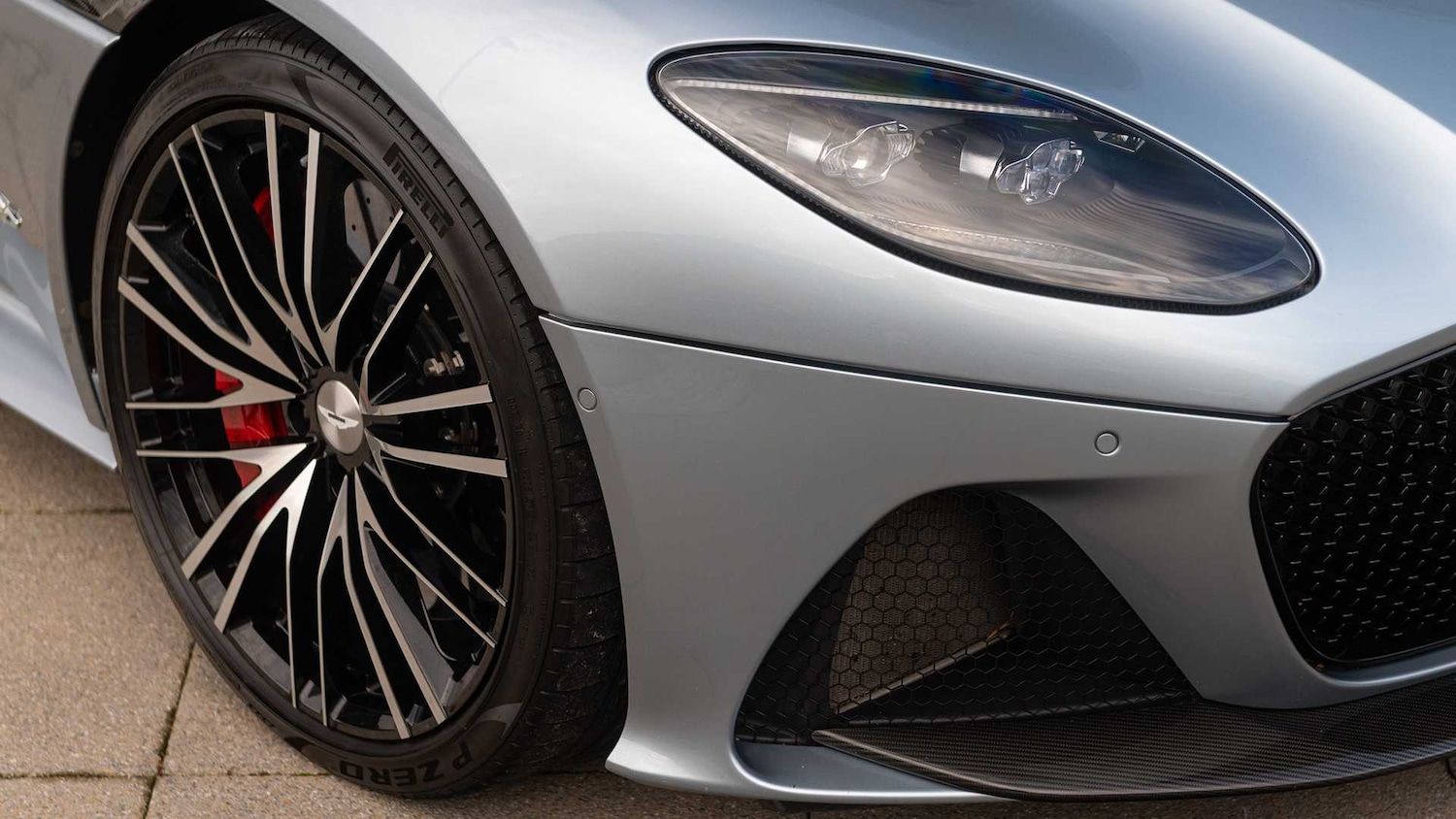 Used Aston Martin DBS 2020 for sale - 76169971: Photo 21