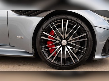 Used Aston Martin DBS 2020 for sale - 76169971: Photo