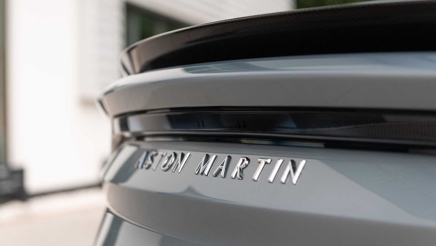Used Aston Martin DBS 2020 for sale - 76169971: Photo 8