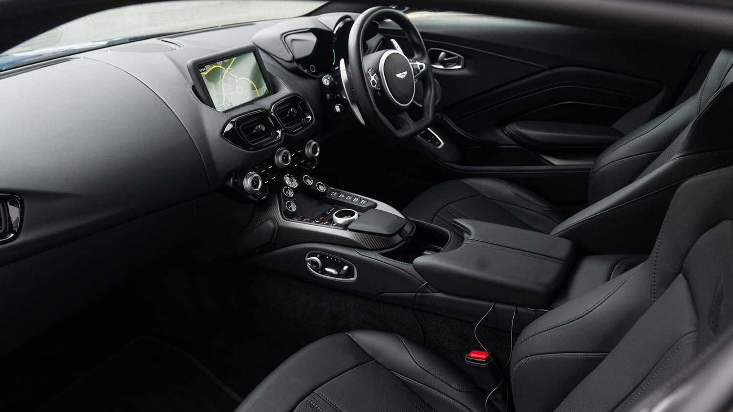 Used Aston Martin Vantage 2023 for sale - 76242475: Photo 34