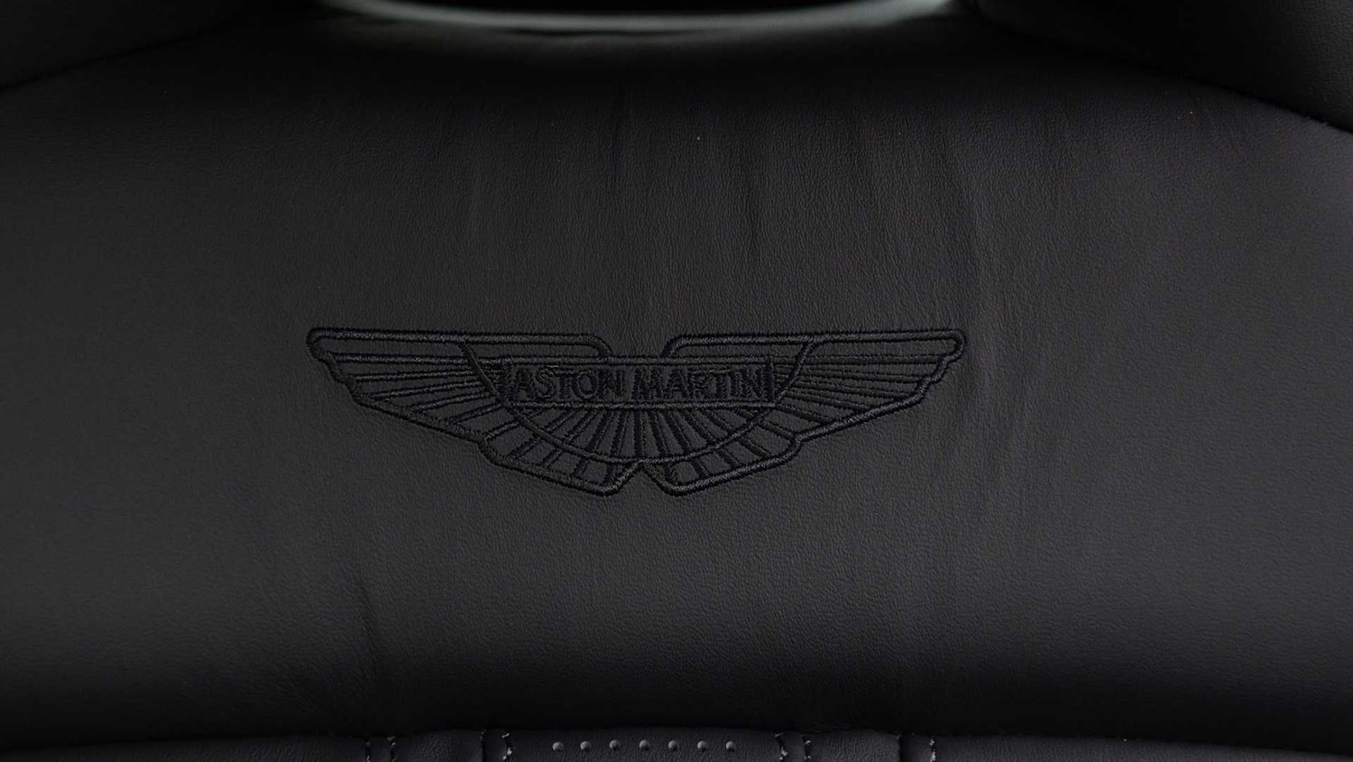 Used Aston Martin Vantage 2023 for sale - 76242475: Photo 5