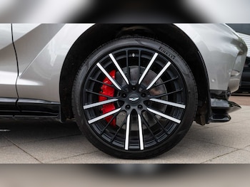 Used Aston Martin DBX 2025 for sale - 78604278: Photo