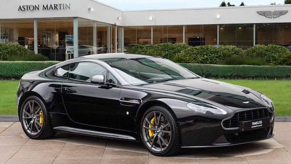 Used Aston Martin Vantage 2015 for sale - 76329309: Photo 1