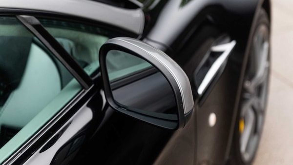 Used Aston Martin Vantage 2015 for sale - 76329309: Photo 23