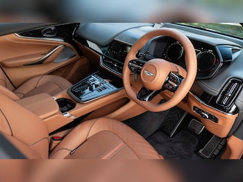Used Aston Martin DBX 2025 for sale - 78913407: Photo