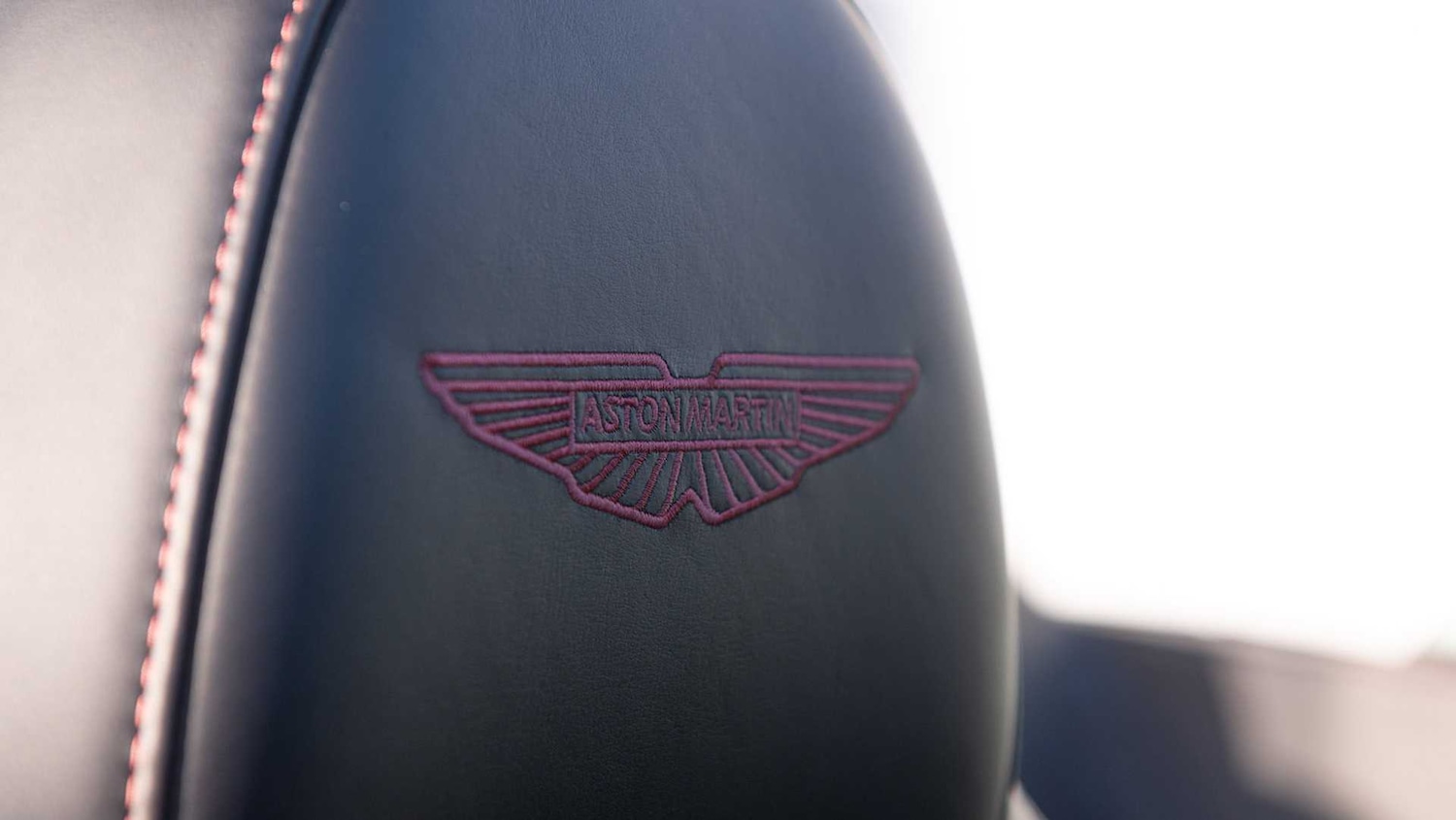 Used Aston Martin V8 2025 for sale - 77018871: Photo 5