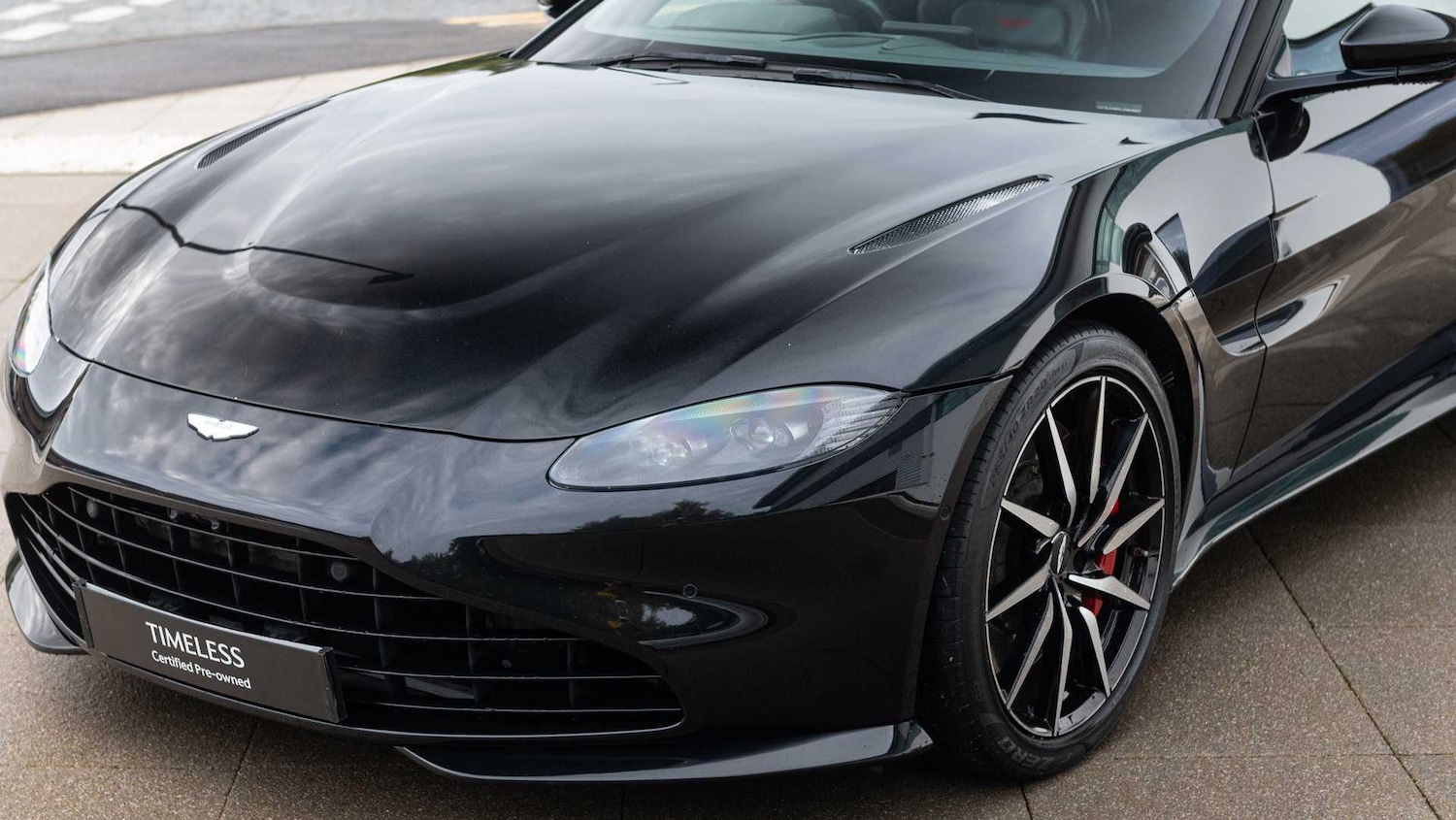 Used Aston Martin Vantage 2019 for sale - 77601306: Photo 17