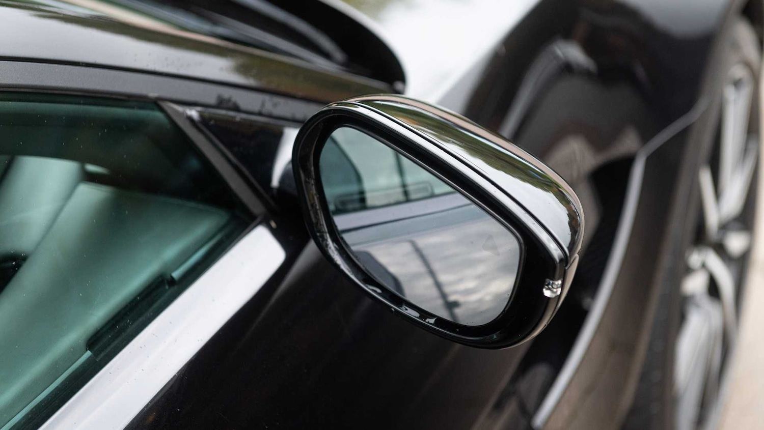 Used Aston Martin Vantage 2019 for sale - 77601306: Photo 22