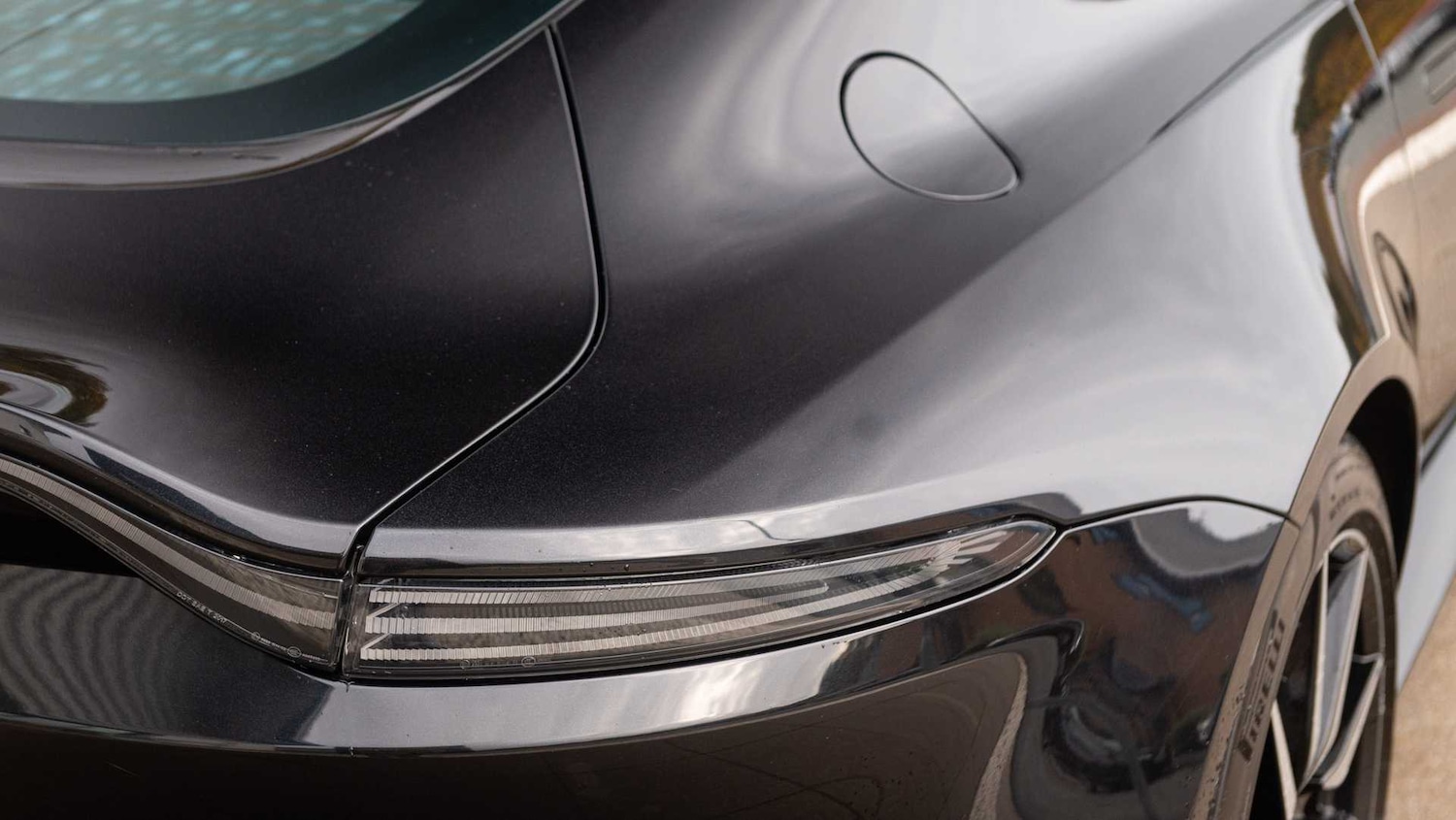 Used Aston Martin Vantage 2019 for sale - 77601306: Photo 25