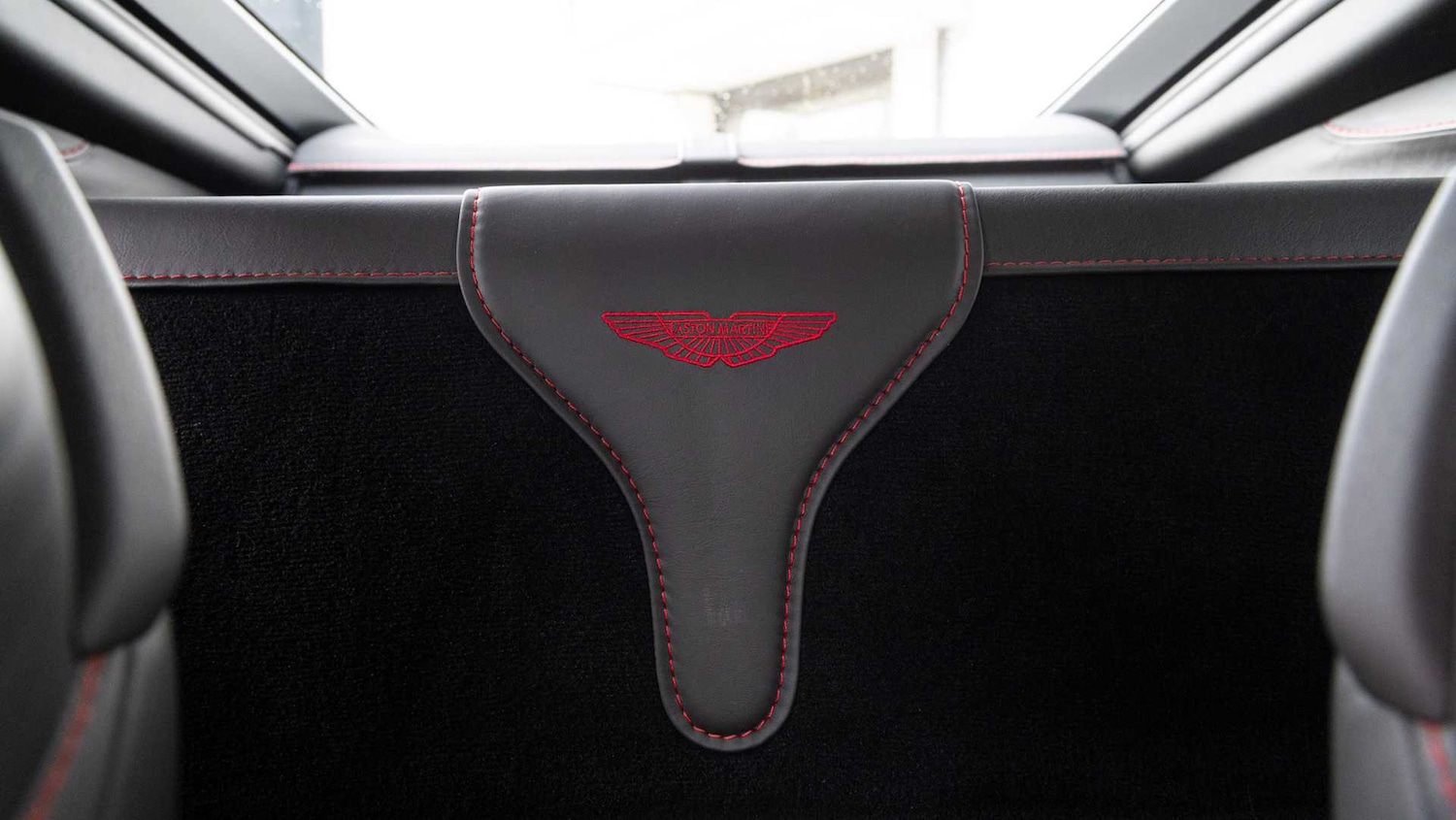 Used Aston Martin Vantage 2019 for sale - 77601306: Photo 34