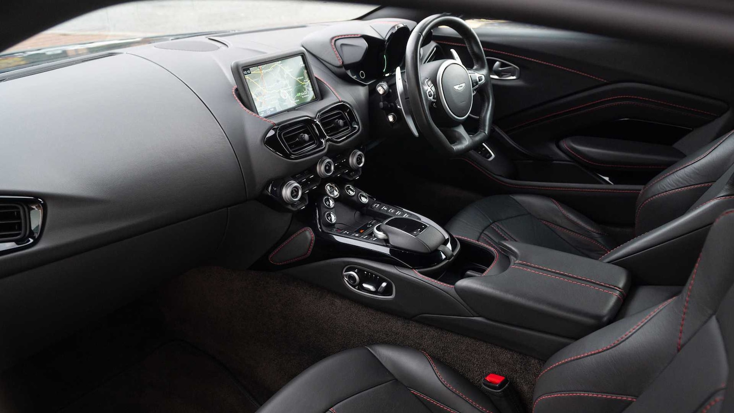 Used Aston Martin Vantage 2019 for sale - 77601306: Photo 35