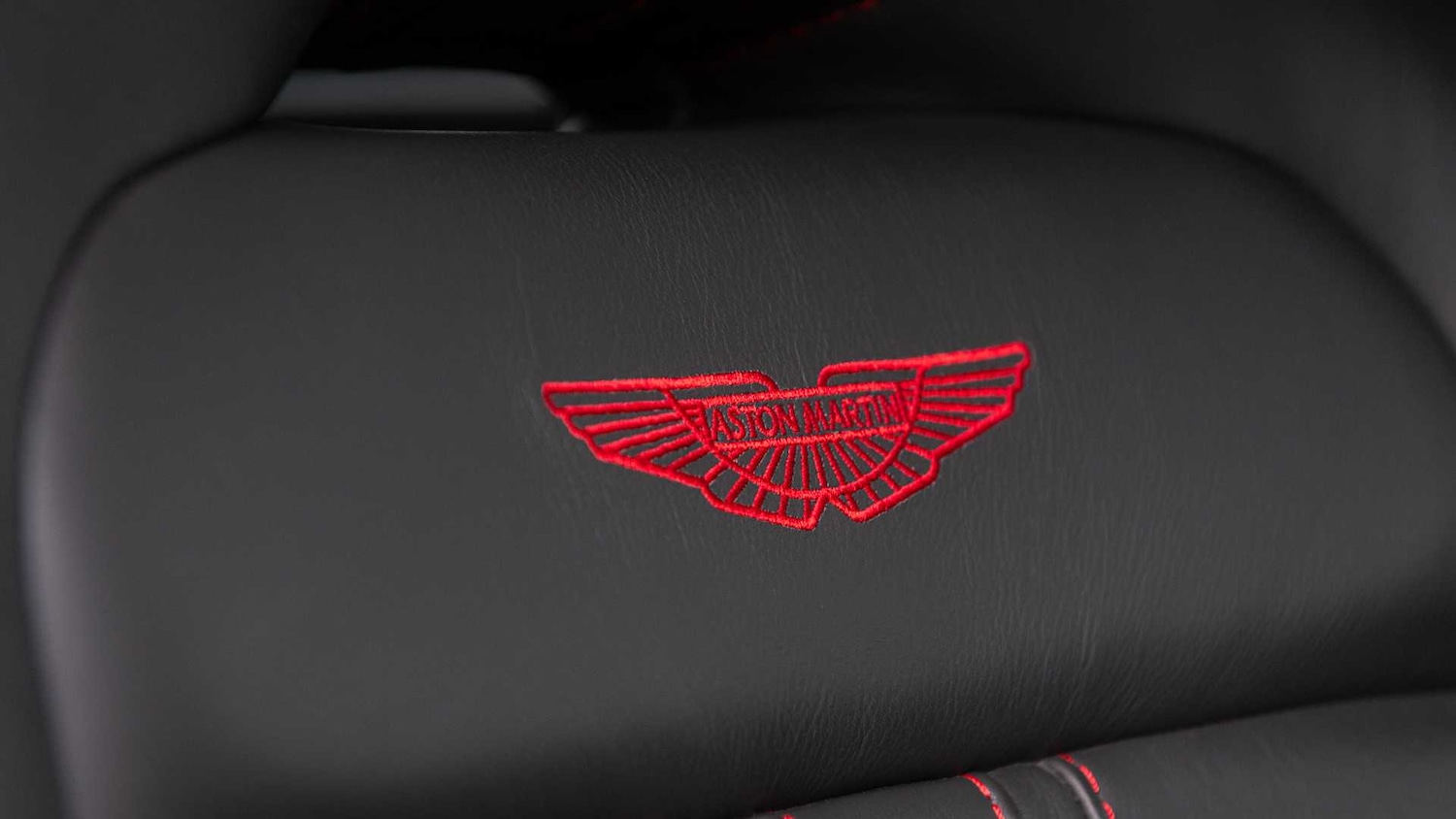 Used Aston Martin Vantage 2019 for sale - 77601306: Photo 5