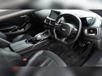 Used Aston Martin Vantage 2019 for sale - 79319633: Photo