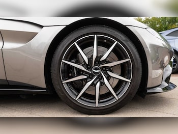 Used Aston Martin Vantage 2019 for sale - 79319633: Photo